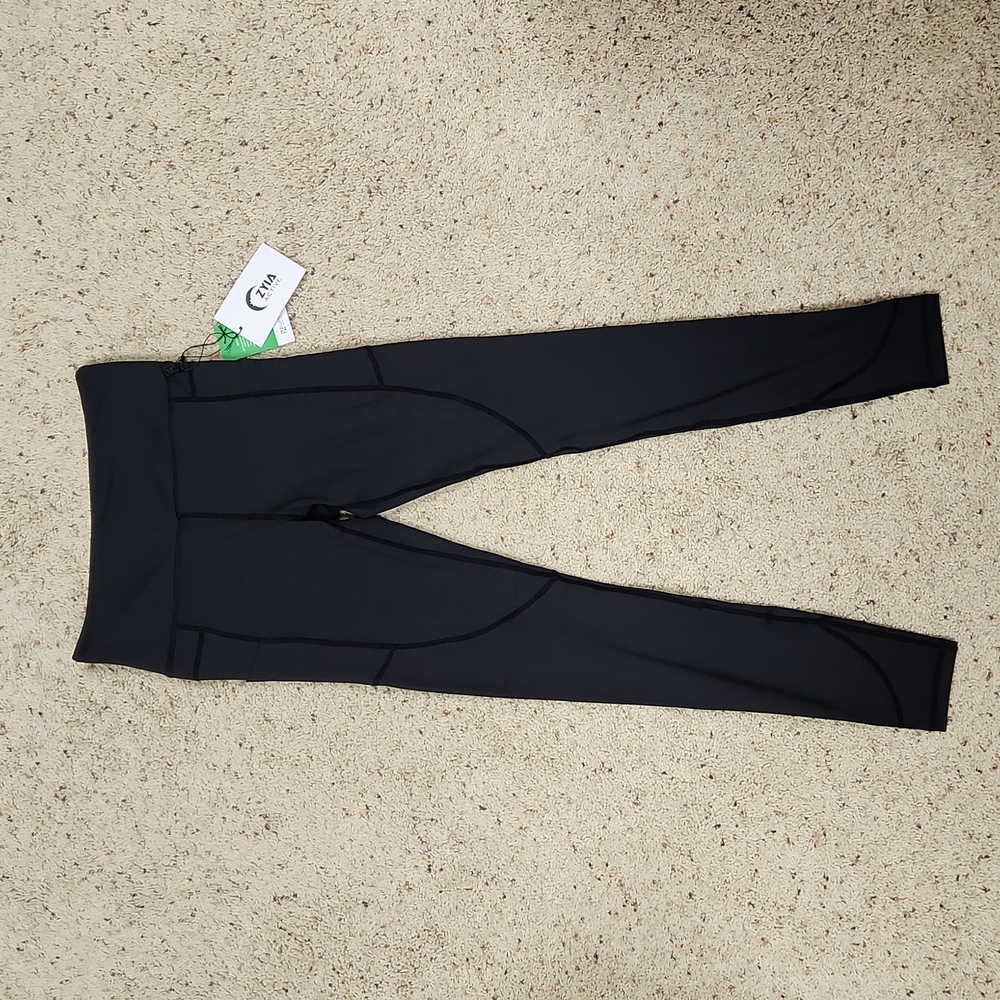 Zyia Active Legging with Pockets
